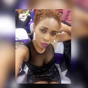 Meet your Posher, Liz